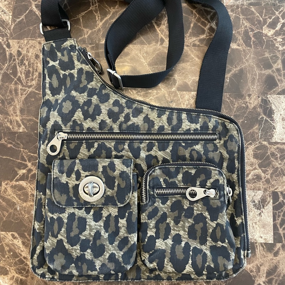 Baggallina Crossbody Leopard purse bag